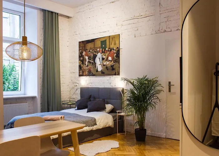 Sympatyczne Z Palma Areka / A With Areka Palm Tree Апартаменти *